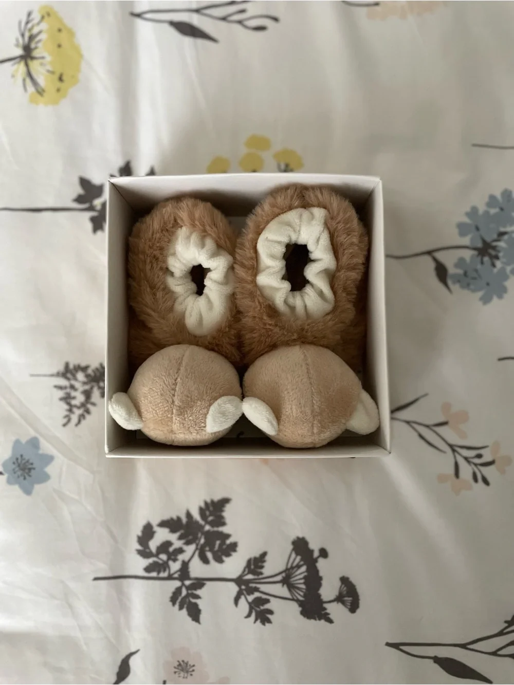 DOUDOU Compagnie Baby Shoe Box - Cream with Brown Logo - Picture 2 of 5